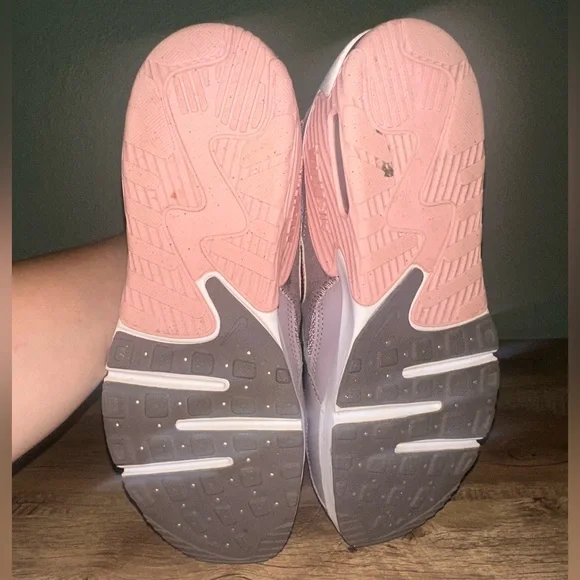 Nike Air Max Excee Running Sneakers size 7Y or women’s 8.5 - Picture 8 of 9